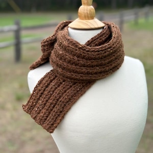Alpaca Scarf, 100% Alpaca locally grown, Soft Scarf,  Alpaca Yarn, Chunky Scarf