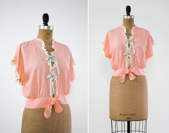 vintage 1940s bed jacket | 1930s lingerie | 1940s