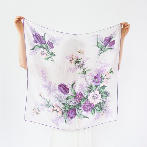 vintage 1950s floral silk scarf | 1940s lavender p