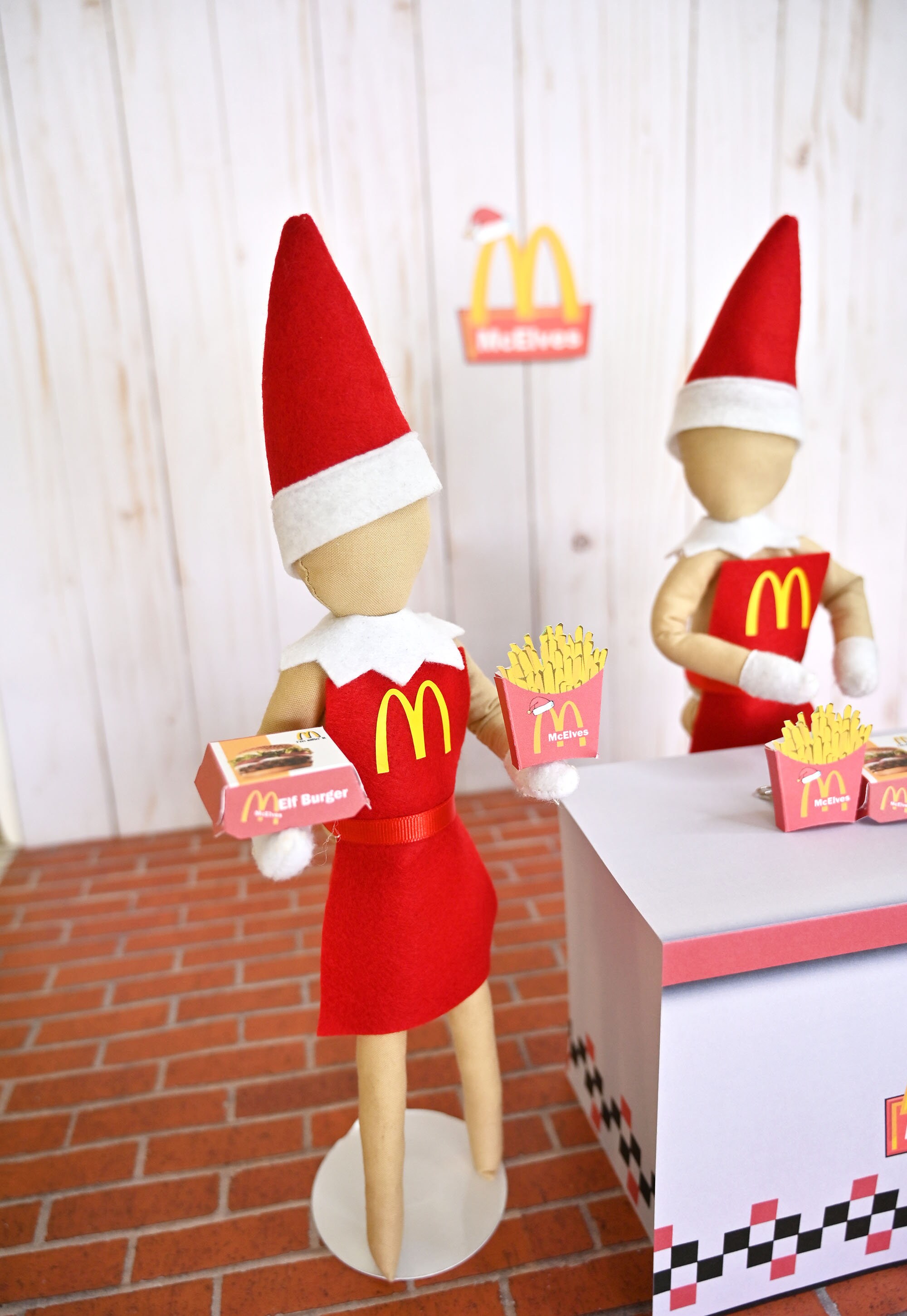 mcelves fast food display, elf props, costume for elf dolls, elf