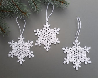 White snowflakes, Christmas ornaments, Crochet decors, Xmas tree decorations, Wedding decors, appliques, Crochet stars