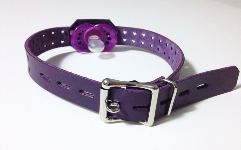 Locking pacifier gag with hearts/locking dummy gag purple leather made to order/custom image 2