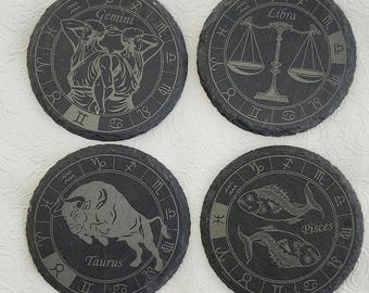 Posavasos de pizarra del zodíaco - Posavasos grabados con astrología - Decoración de piedra con horóscopo - Regalo de cumpleaños celestial - Juego de constelaciones personalizado
