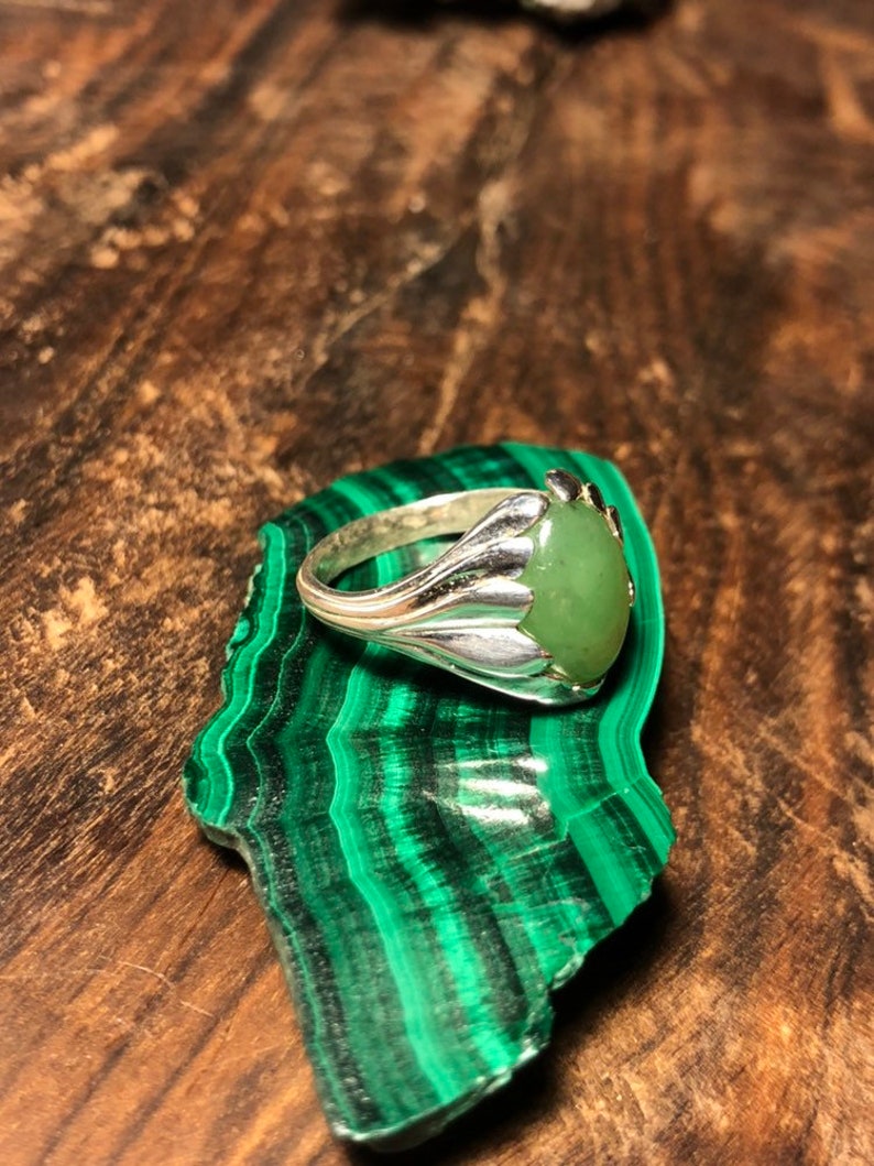 Wyoming apple green jade lost wax sterling silver ring Size 7