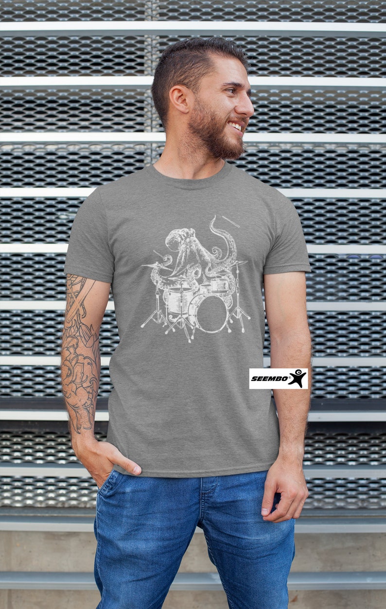 seembo-octopus-funny-drummer-playing-drums-men-vintage-grey-t-shirt-ipe65