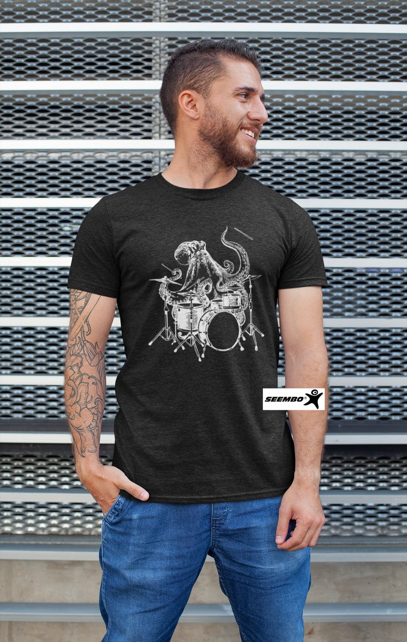 seembo-octopus-funny-drummer-playing-drums-men-vintage-black-t-shirt-ipe65