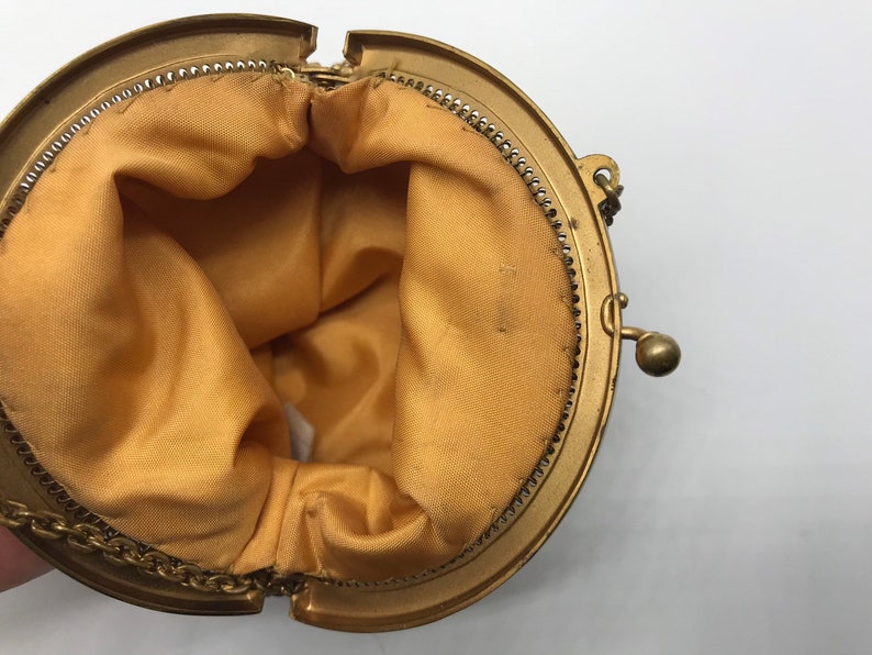 Whiting and Davis Mesh Bags gold tone metal purse pouch chain strap vintage kiss lock flapper Art Deco Hollywood Regency