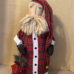 Primitive Santa with Lantern
