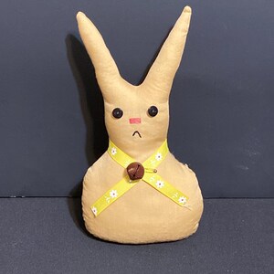 Primitive Coffee Stained Bunny Bowl Filler