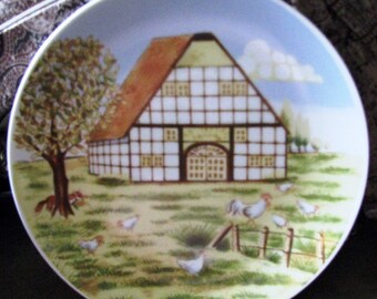 Vintage Artmark Collectible Porcelain Plate Farm Barn Chickens and a Fox