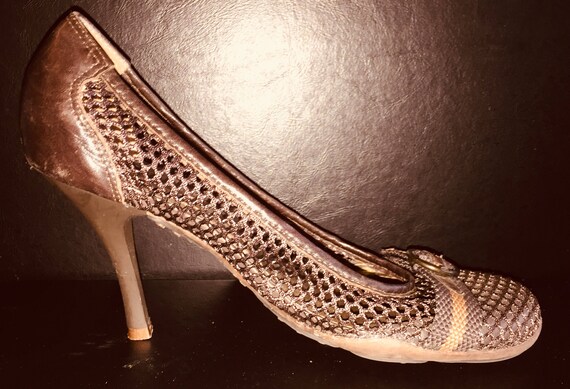 aldo gold pumps