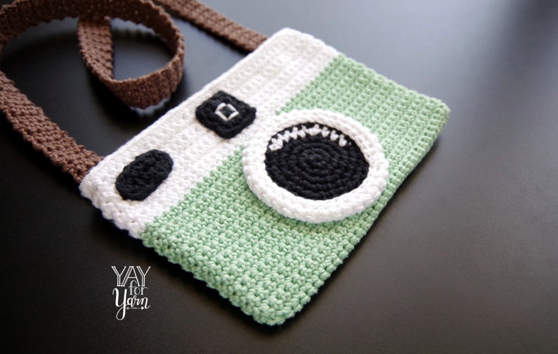 Crochet Camera Bag Pattern, Crochet Camera Pattern, Crochet Camera Purse Pattern, Crochet Instagram Purse Pattern, Crochet Polaroid Camera image 3