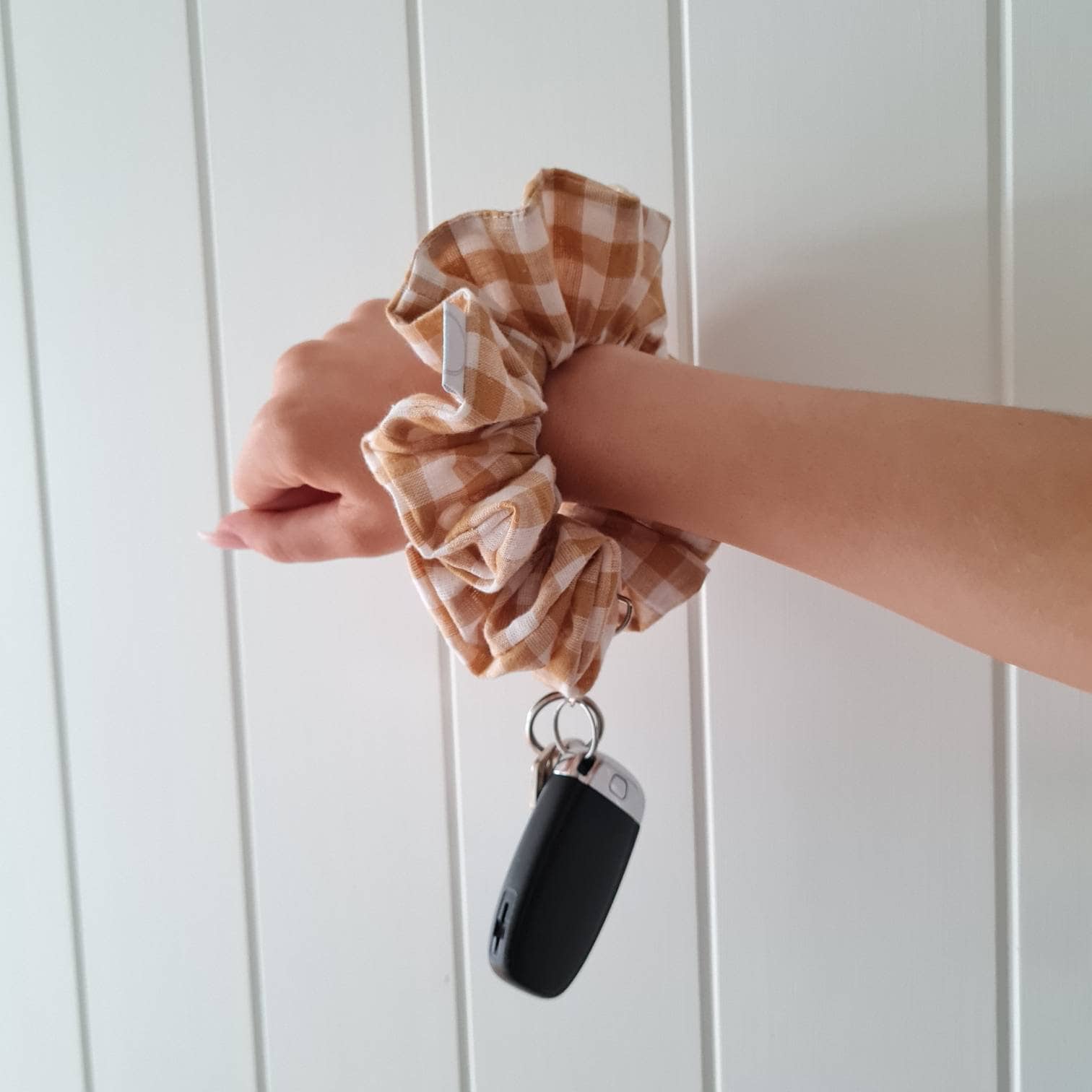 Spring Bee Scrunchie Wristlet Keyring - Scrunchie Key Fob