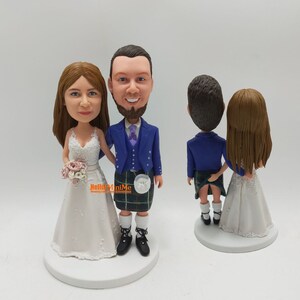Handmade couple bobblehead, custom couple cake topper,  wedding bobble head custom, custom Wedding Topper figurine Bride and Groom - K361