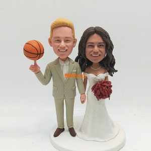 Custom Wedding Cake Topper Bobblehead Figurine: Personalized Keepsake