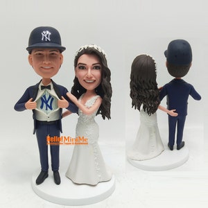 Custom Bobblehead Wedding Topper, Couple Cake topper Bobblehead, custom figurine wedding cake topper, wedding topper bride and groom - K460