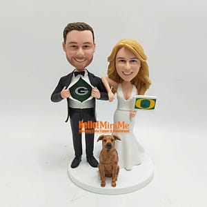 Custom Wedding Cake Topper: Personalized Bride and Groom Bobbleheads