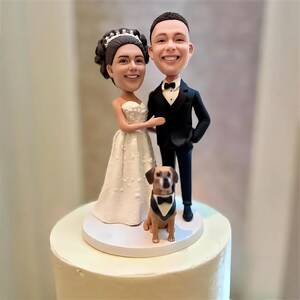 Personalized Wedding Cake Topper: Bride and Groom Bobbleheads