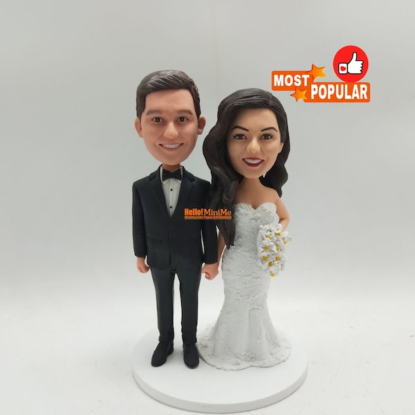 Wedding cake topper custom cake topper wedding figurine cake topper wedding topper custom bobblehead Cake Toppers for wedding - CT K67S