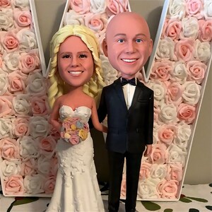 Custom Couple Bobblehead: Unique Wedding Cake Topper