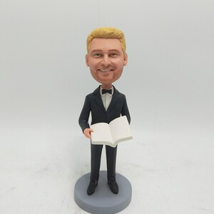 Custom Bobbleheads, Custom Officiant Bobblehead, Custom Bobblehead For Wedding officiant, Personalized gifts for wedding officiants - K346