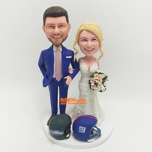 Custom Wedding Cake Topper Bobblehead: Personalized Figurine with Pets