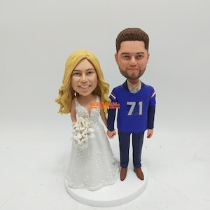 Custom bobblehead wedding cake topper custom figurine couple wedding custom bobble head wedding topper custom cake toppers for wedding -K648