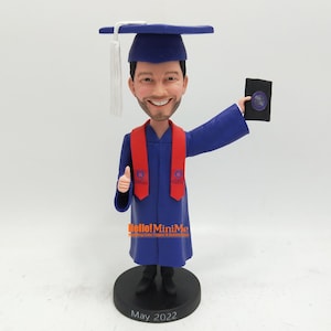 Graduate Bobblehead graduation bobble head custom graduation figurine Custom bobble head personalized graduation gift Graduate Gifts -K526