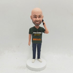 Custom Bobblehead: Personalized Figurine Gift
