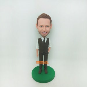 Groom bobblehead, Custom Groomsmen Bobbleheads, Personalized Groomsmen proposal Gifts, Custom Wedding Gifts for Best men & groomsmen -G811