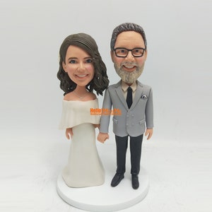 Wedding custom bobble head, Personalized wedding cake topper bride and groom, custom wedding topper figurine, wedding gifts for couple -K218