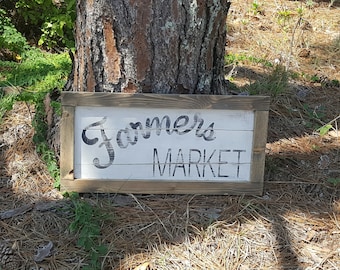 Rustic Farmers Market Sign with natural wood edging/Kitchen/Black White/grocery