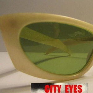 1950s Polaroid Cool Ray Sunglasses vintage Retro Mid Century