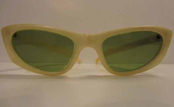 Mid-Century \'Cool Ray\' sunglasses Vintage | Accessories | Midcentury Cool Ray Sunglasses  main image 3