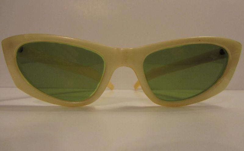 1950s Polaroid Cool Ray Sunglasses Vintage Retro Mid Century  display picture 3