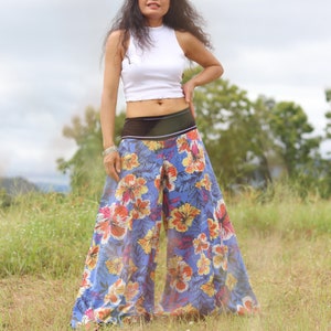 FALDA PANTALÓN SEDA CON DETALLES BORDADOS V V