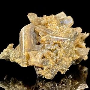 Clinozoisite from Cerro San Cristobal, Peru