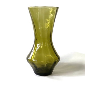 Mid-Century Avocado Green Italian Empoli Optic Style Vase