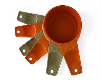 Vintage Tupperware Harvest Colors Measuring Cup Setof 6 “AS IS”