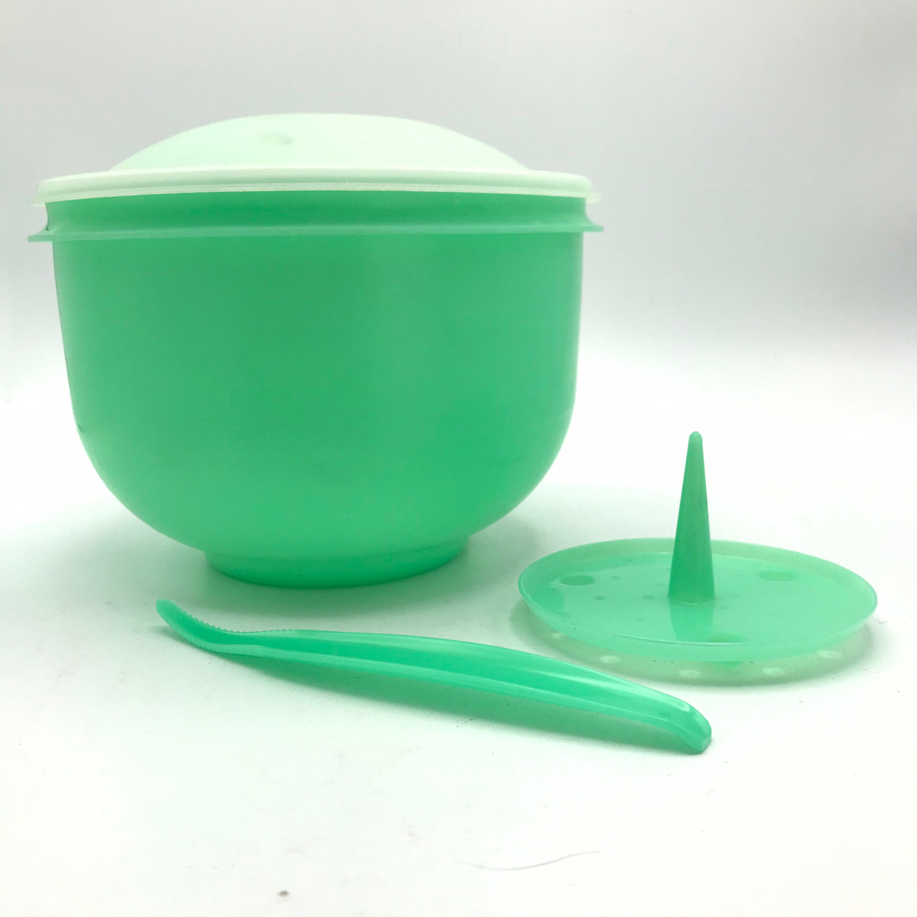 Vintage Tupperware Lettuce Keeper Large 1424 Jadeite Green Crisp-it With  Spike and Core Tool 