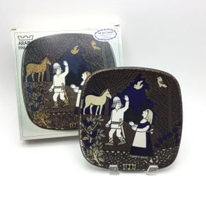 1996 “Lemminkainin’s Mother/Don’t War”  Kalevala Annual Plate by Arabia of Finland with Box