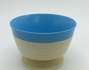 Vintage Thermo-Temp Footed Bowl