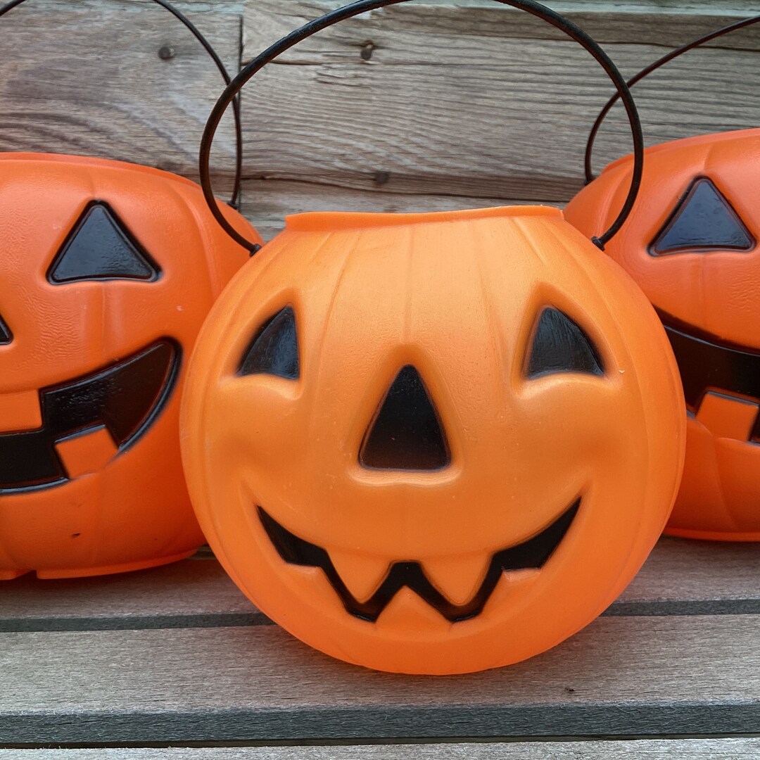 Small Vintage Pumpkin Blow Mold Trick or Treat Bucket * General Foam ...