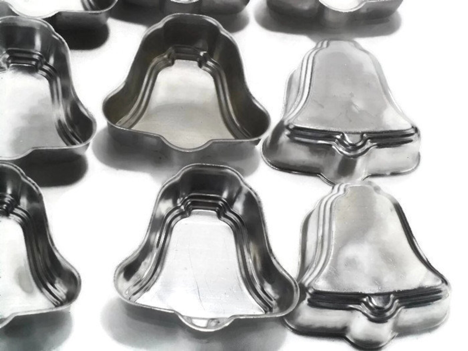 Vintage Aluminum Bell Gelatine Molds Set of 12 Jello Molds Etsy