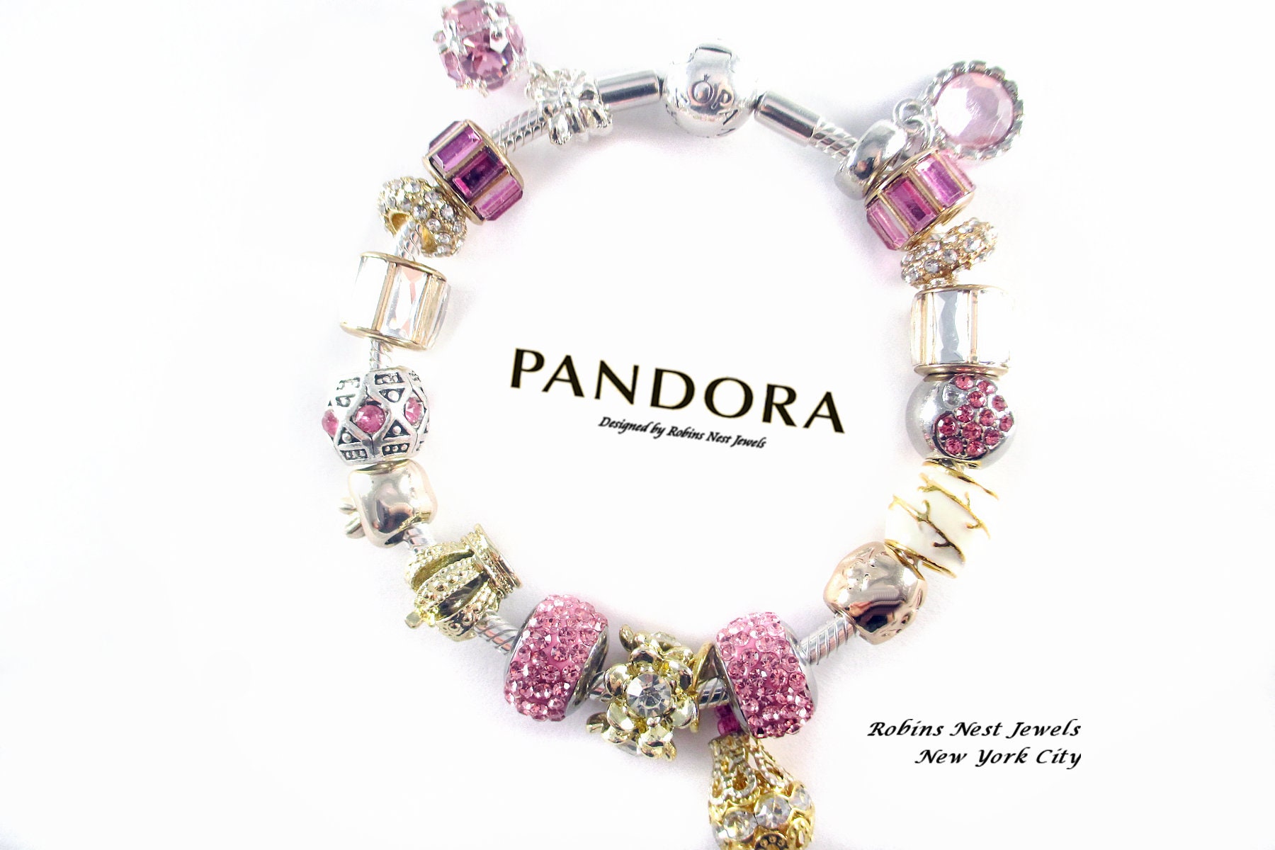 Pandora Moments Heart Clasp Snake Chain Bracelet | Gold | Pandora US
