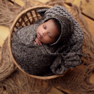 Newborn bonnet and wrap set, newborn photo prop