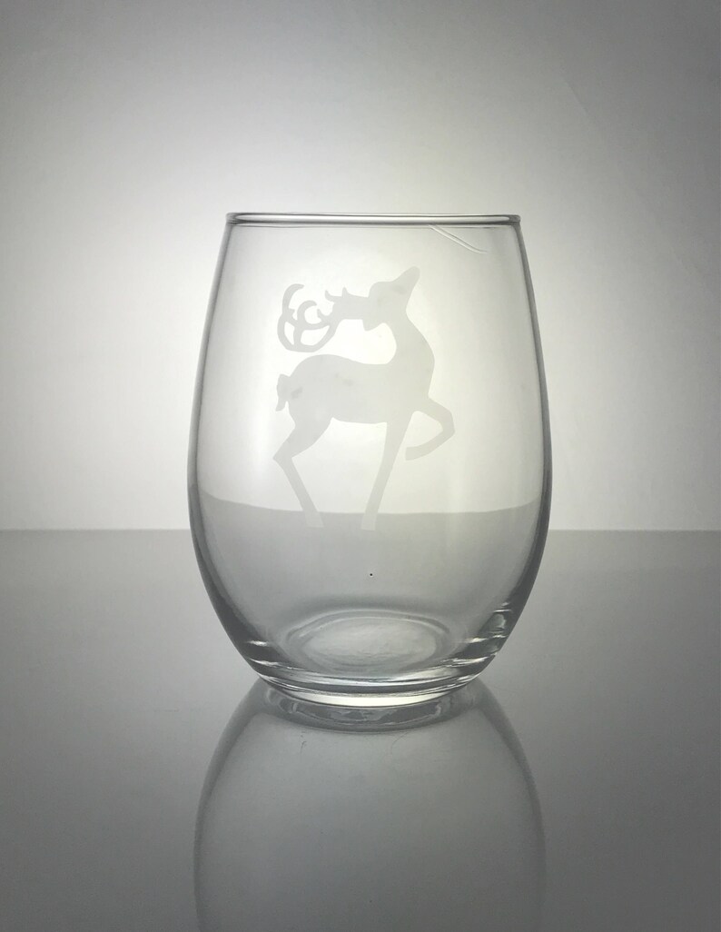 Reindeer Wine Glass Deer Etched Glassware Deer Drinkware Etsy