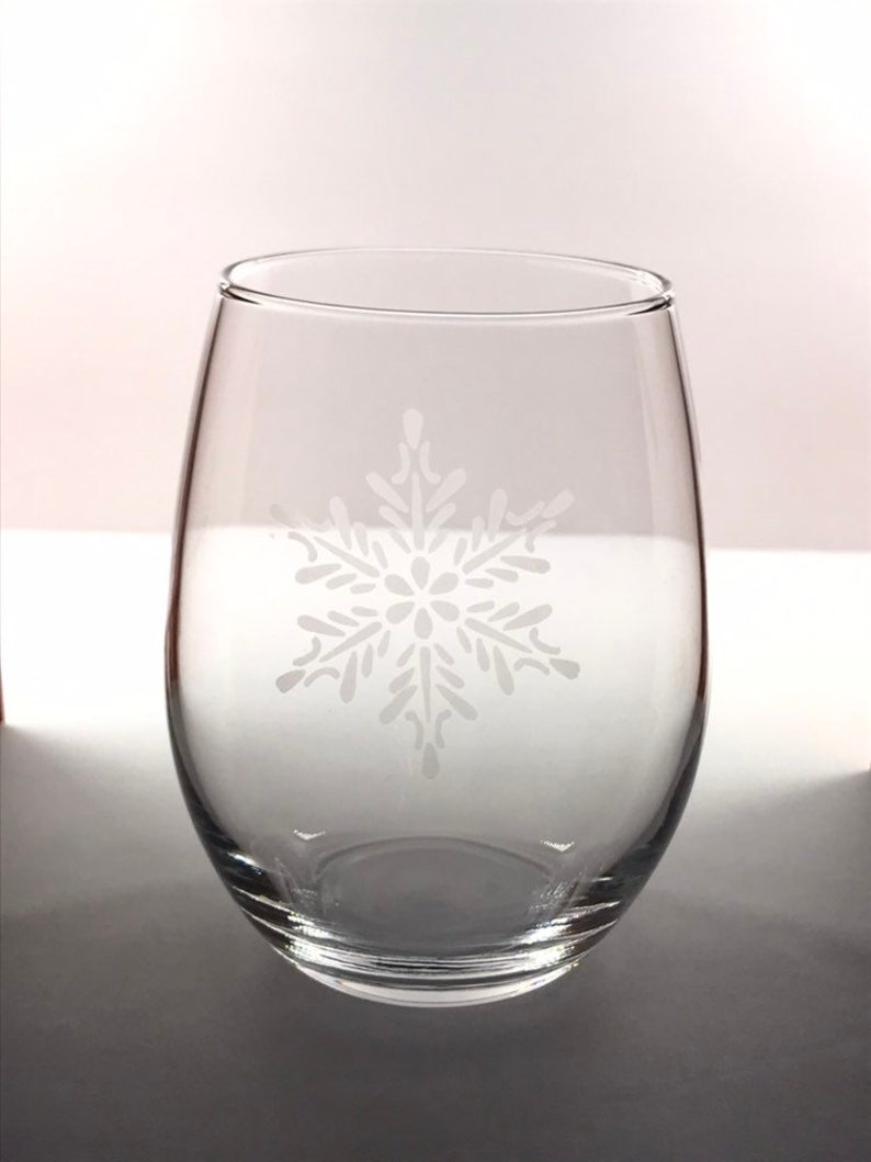 Snowflake Etched Wine Glass Holiday Glassware Winter Wine Etsy