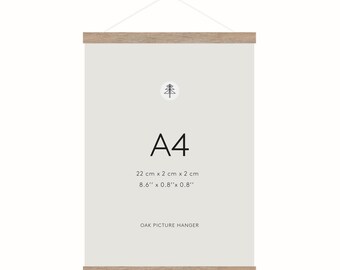 A4 Oak Magnetic Picture Hanger: Minimalist Wood Frame