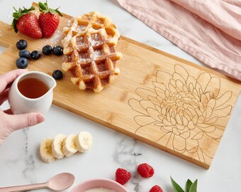 Personalised Birth Flower Serving Board